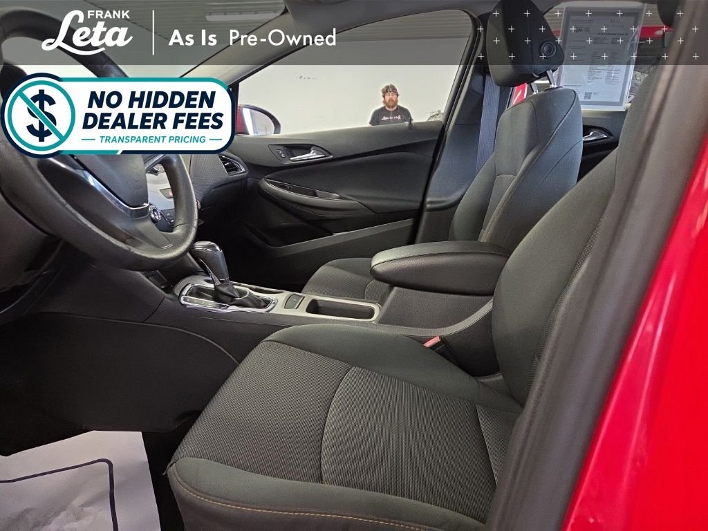 Used 2016 Red Hot Chevrolet  image 14