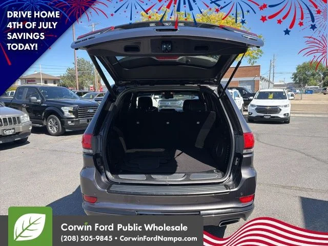 Used 2015 Gray Jeep Summit image 29
