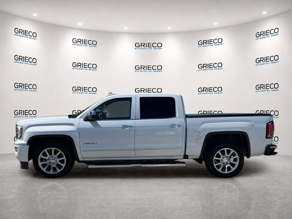 Used 2018 White GMC Denali image 4