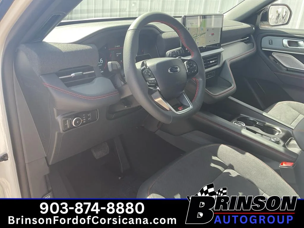 New 2026 Star White Metallic Tri-Coat Ford ST image 12