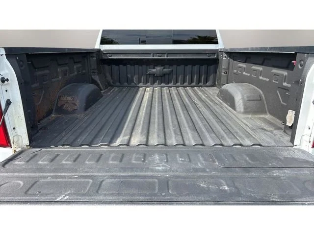 Used 2022 Summit White Chevrolet LTZ image 35