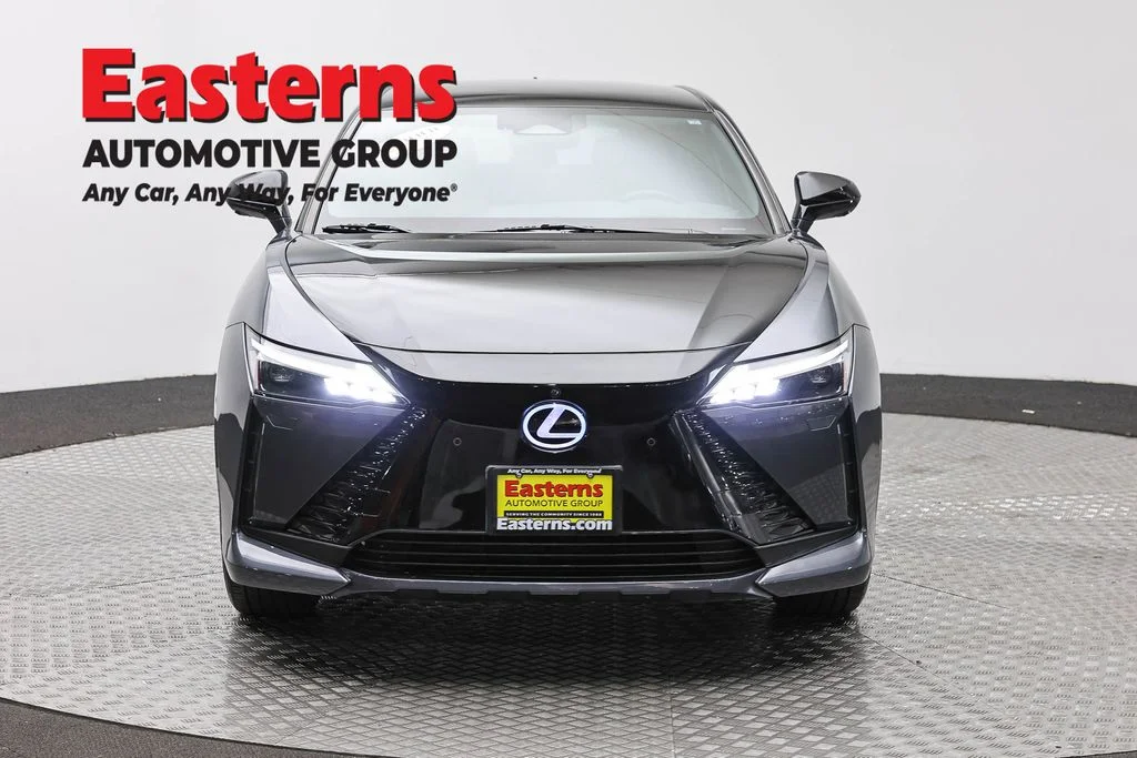 Used 2023 Gray Lexus 450e Luxury image 4