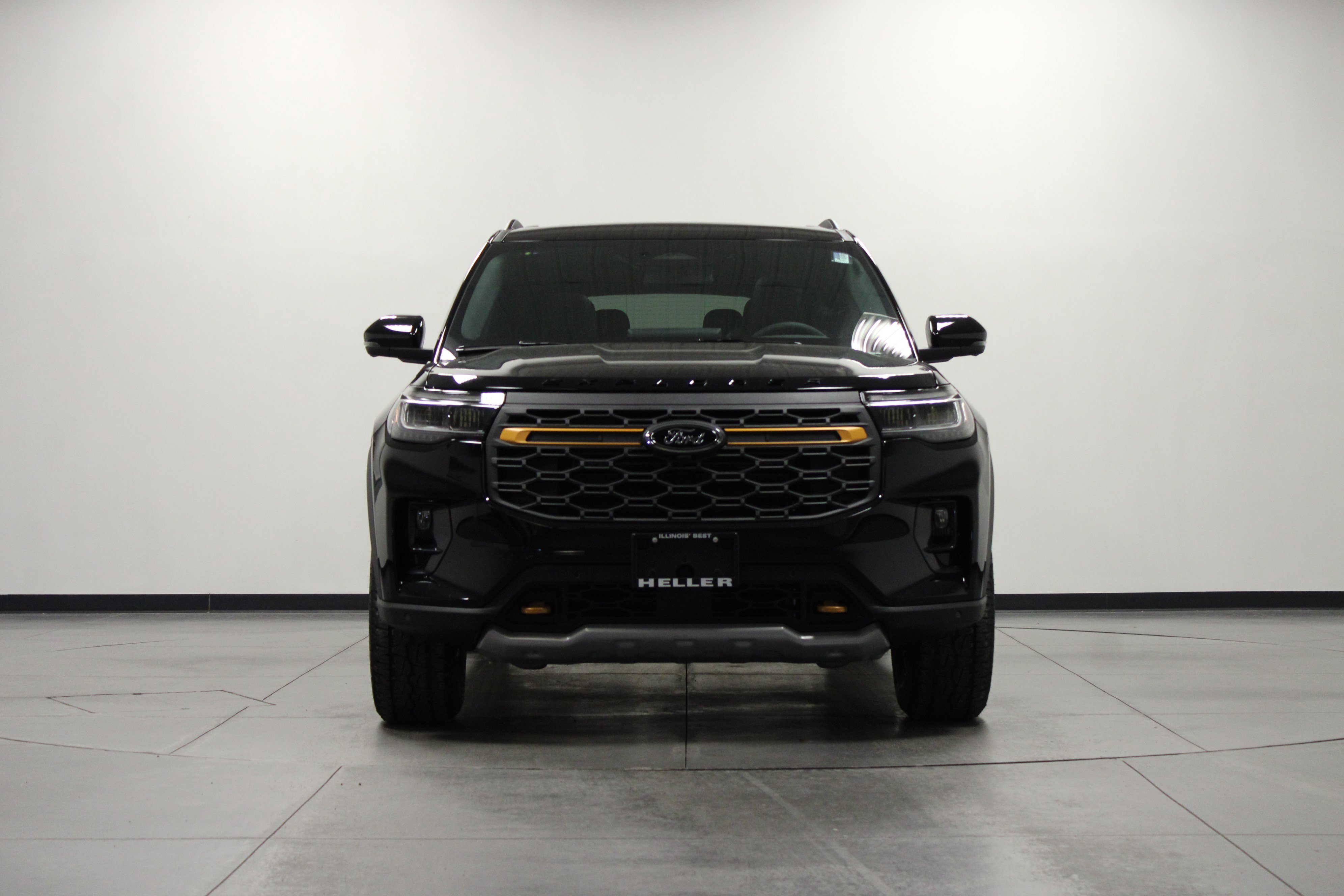 New 2026 Agate Black Metallic Ford Tremor image 9