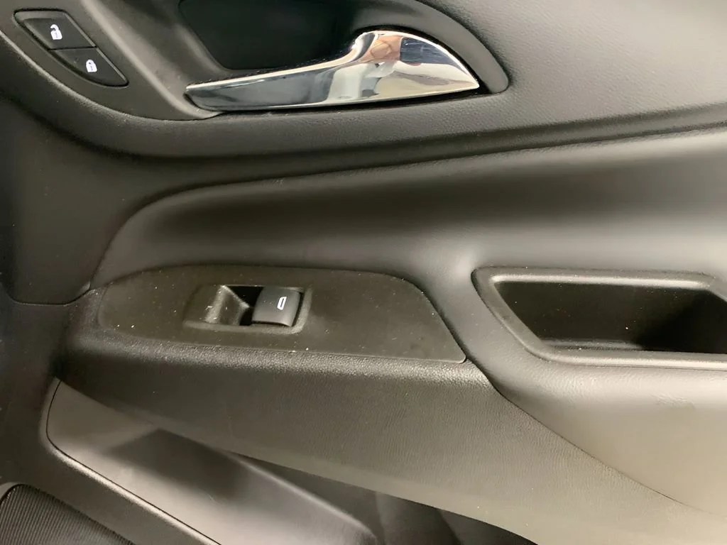 2023 Chevrolet Equinox LT - Photo 15
