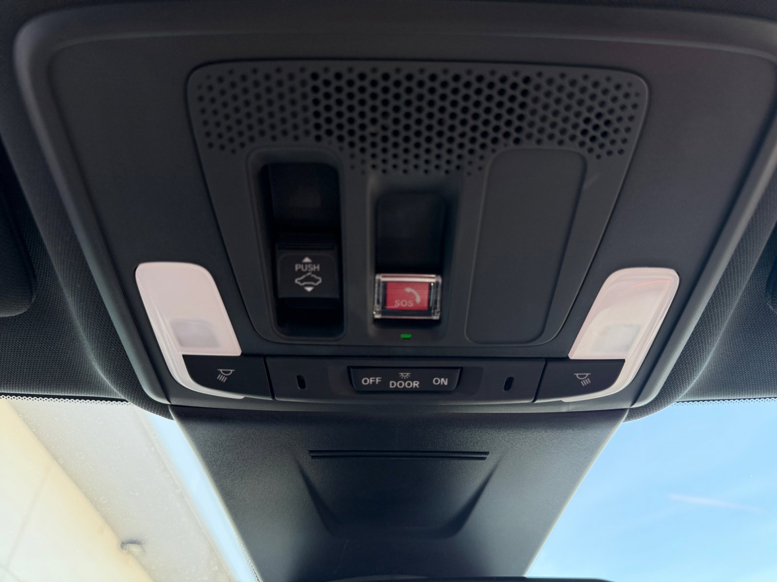 Used 2025 White Honda  image 27