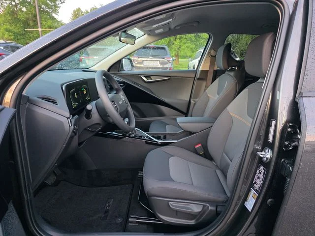 New 2026 Interstellar Gray Kia LX image 15