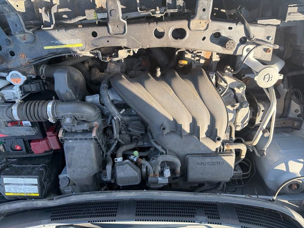 Used 2018 Silver Nissan 1.6 SV image 27
