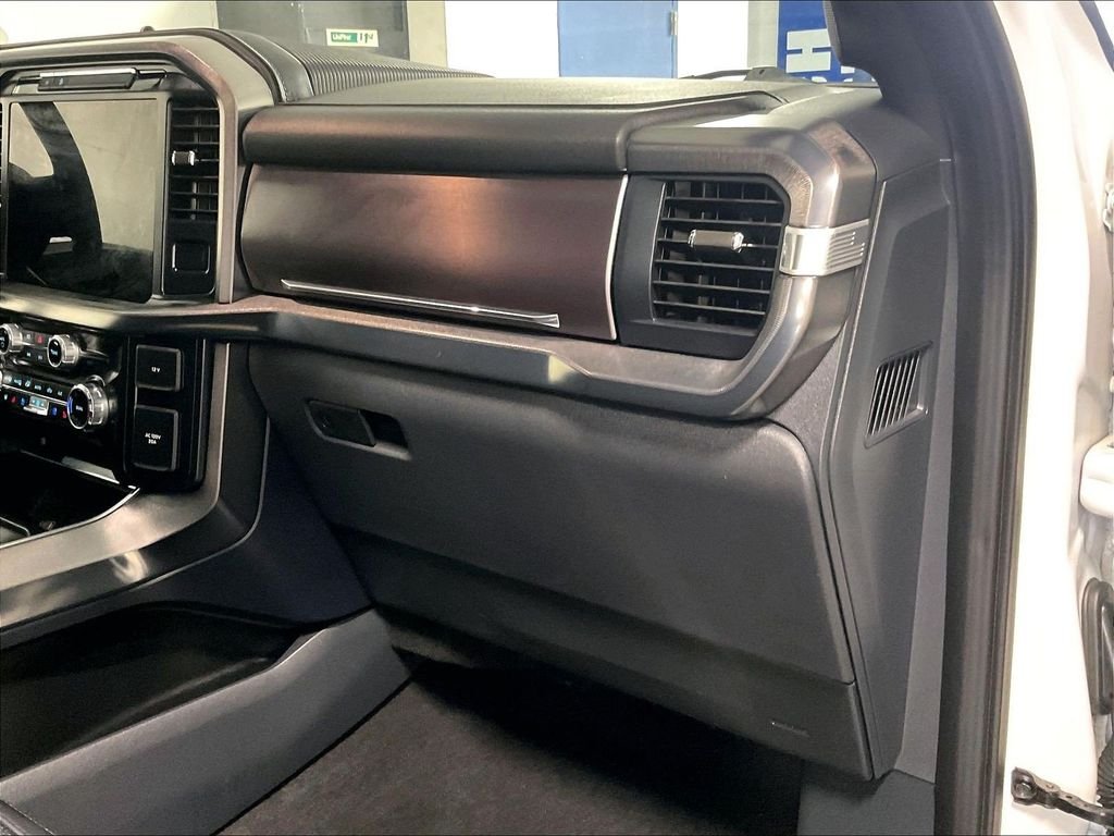 Used 2025 White Ford Platinum image 13