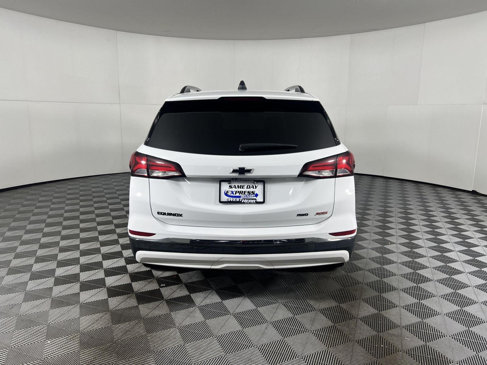 Used 2023 Summit White Chevrolet RS image 30
