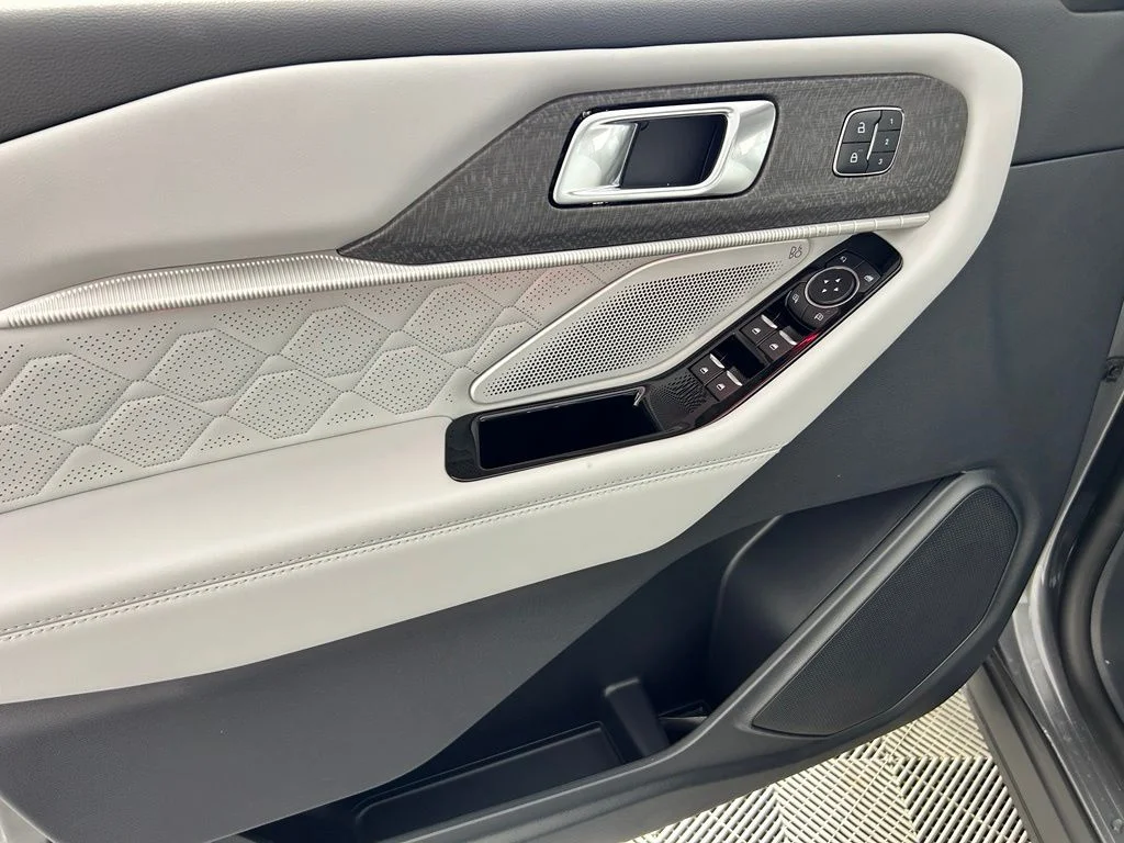 New 2026 Carbonized Gray Metallic Ford Platinum™ image 14