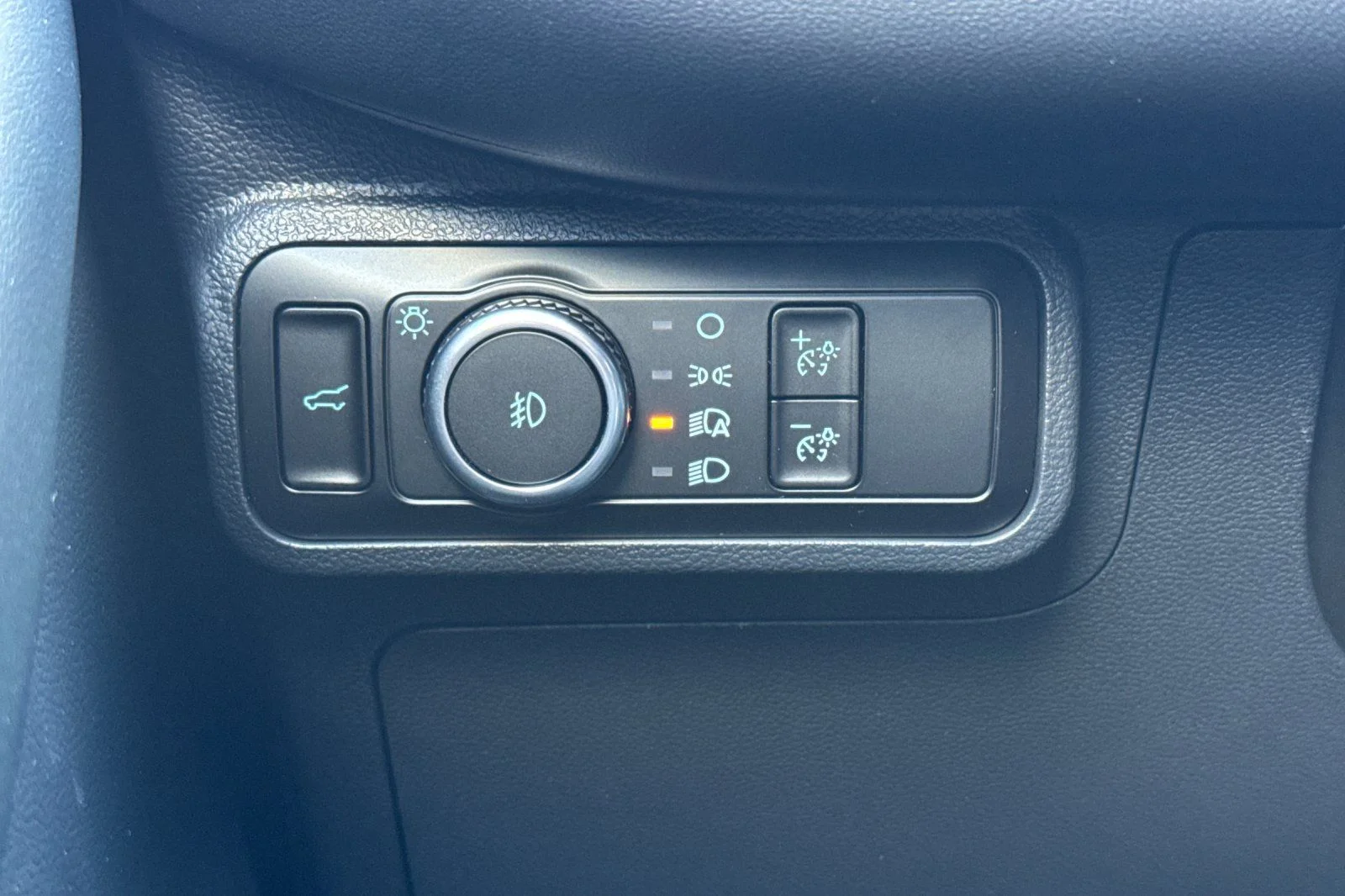 New 2026 Carbonized Gray Metallic Ford ST-Line image 32