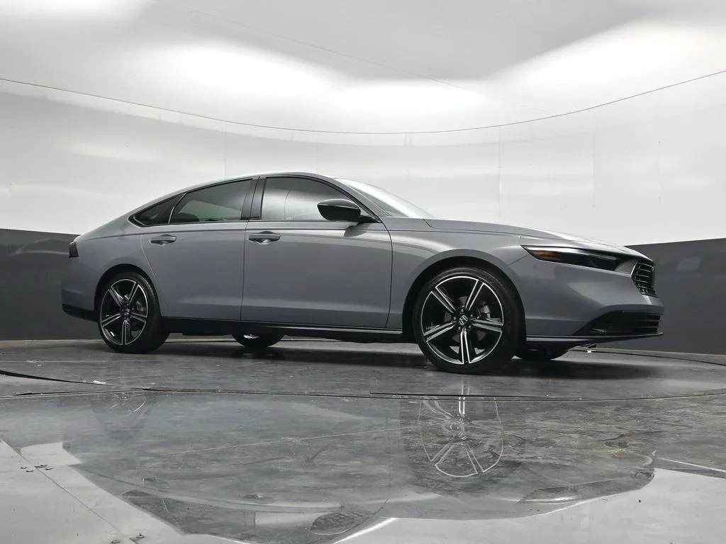 New 2026 Urban Gray Pearl Honda SE image 27