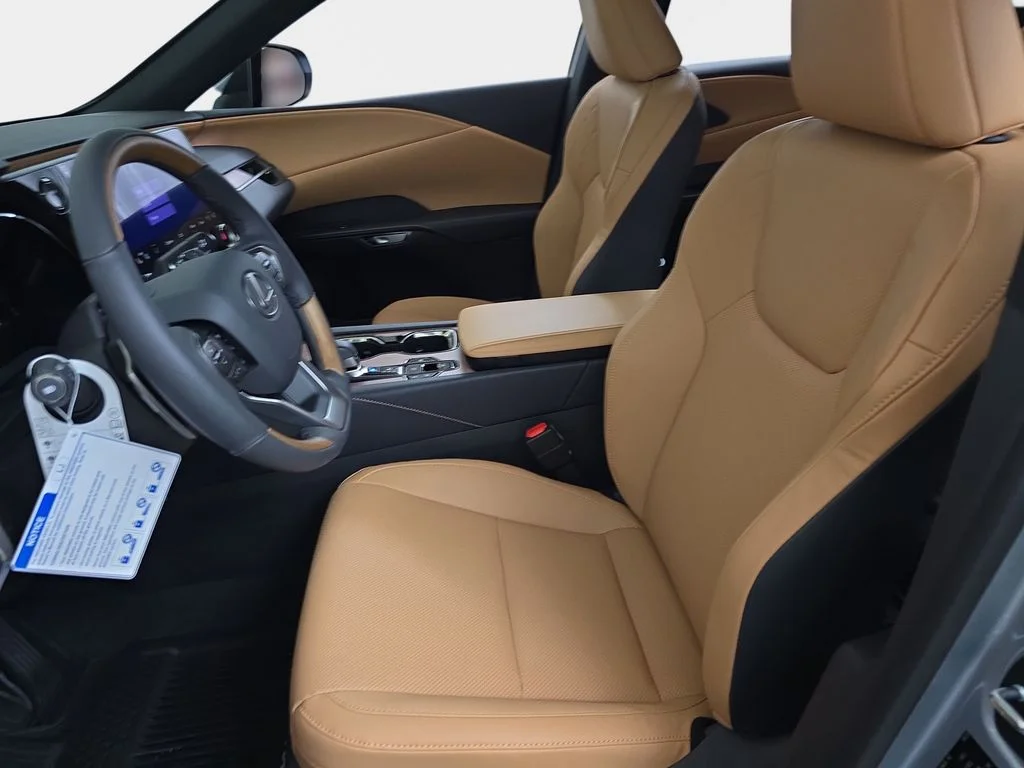 New 2026 Iridium Lexus PREMIUM image 15