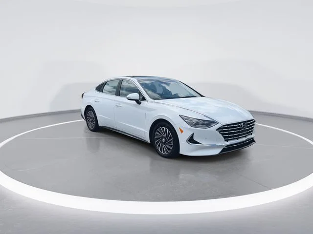 Used 2023 White Hyundai Limited image 2
