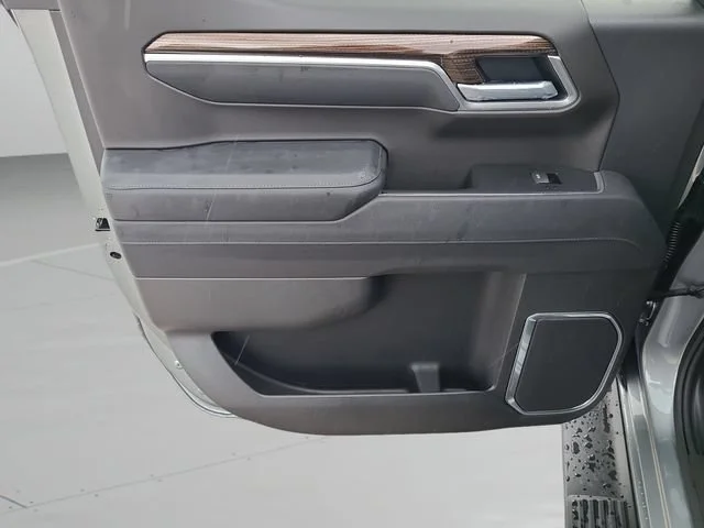 New 2026 Sterling Gray Metallic Chevrolet LT image 14