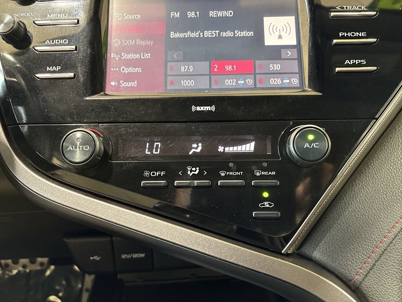 Used 2020 Midnight Black Metallic Toyota XSE V6 image 19