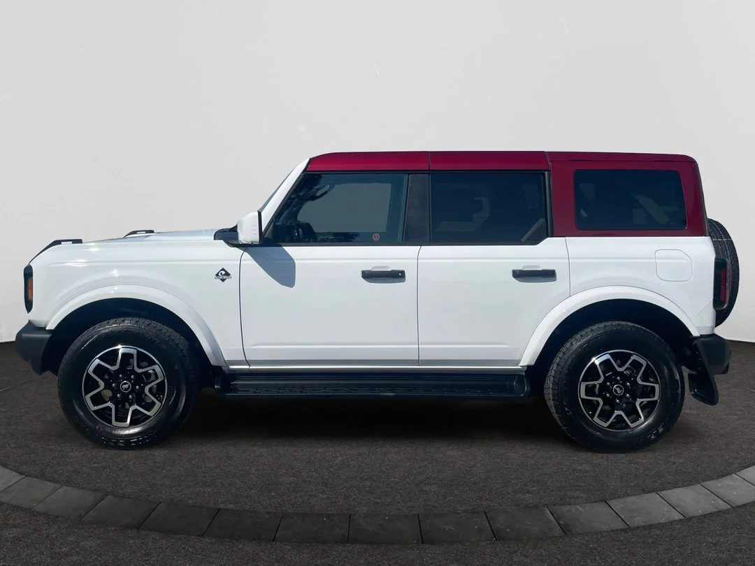 New 2026 Oxford White Ford Outer Banks image 2