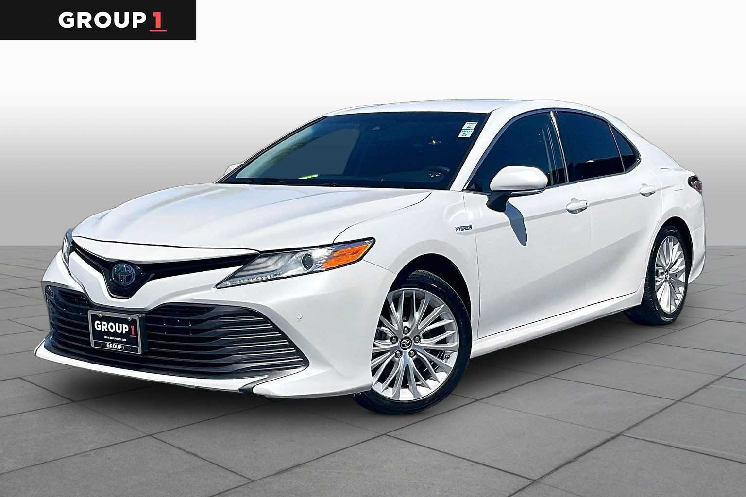 2018 Toyota Camry Hybrid XLE