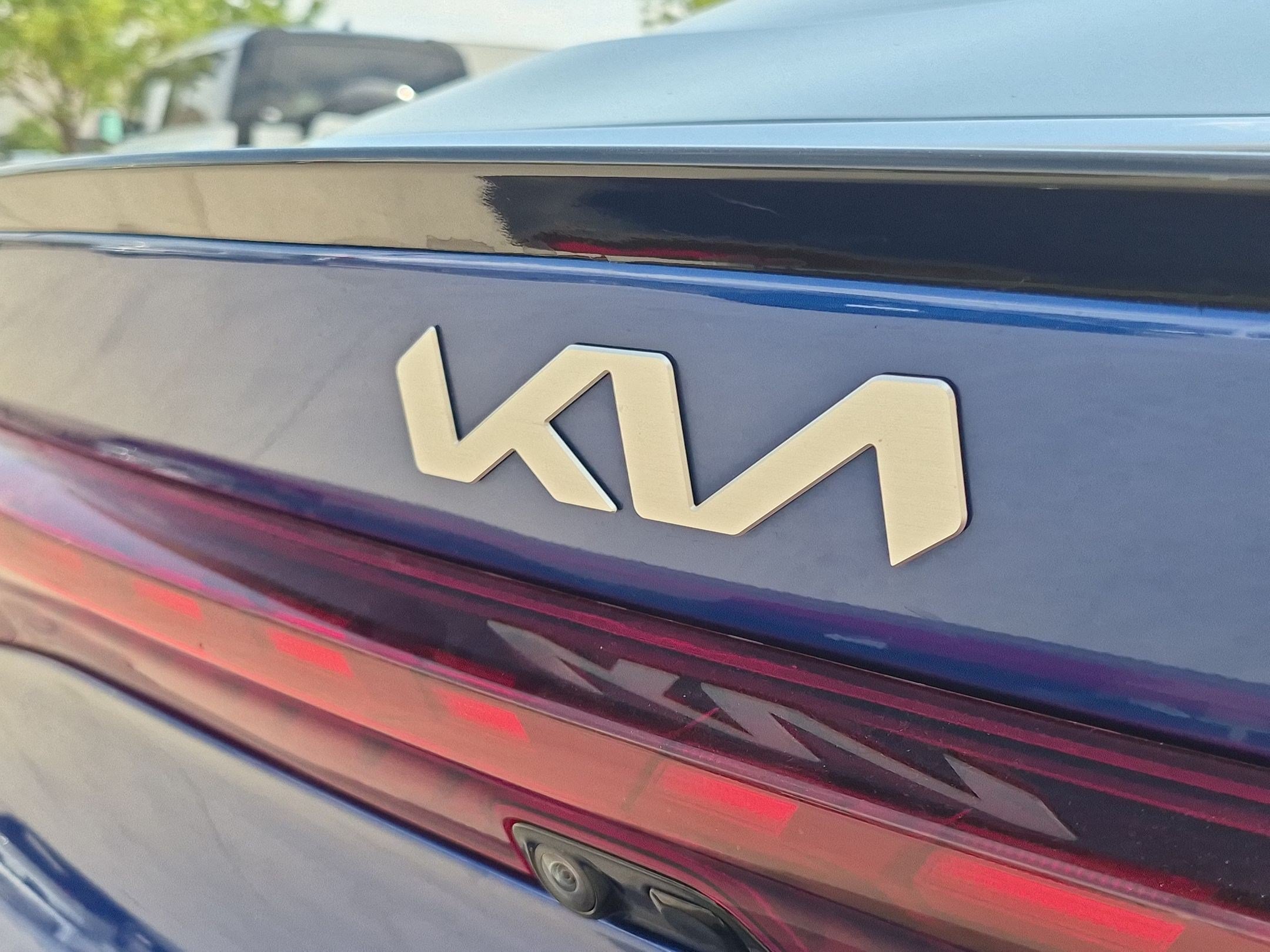 Used 2024 Sapphire Blue Kia GT-Line image 13