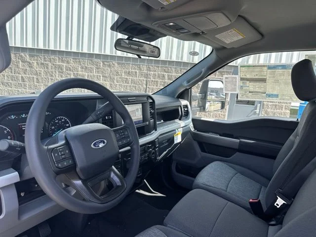 New 2026 Oxford White Ford F-250® XL image 53