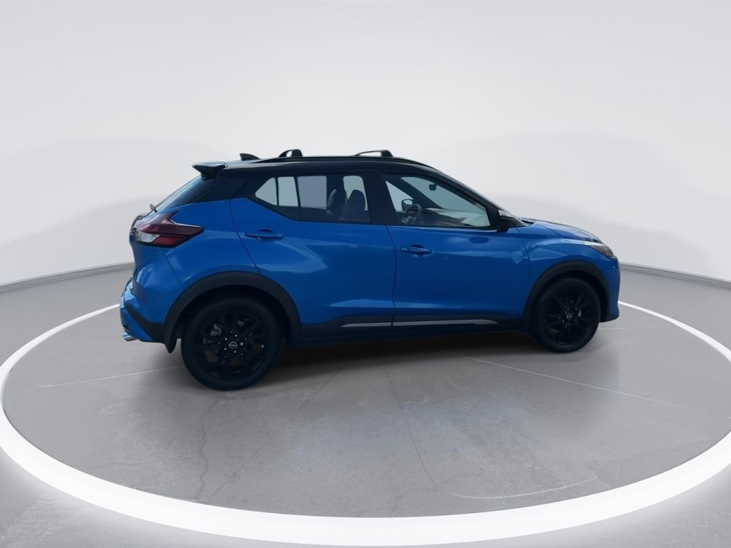 Used 2024 Blue Nissan SR image 2