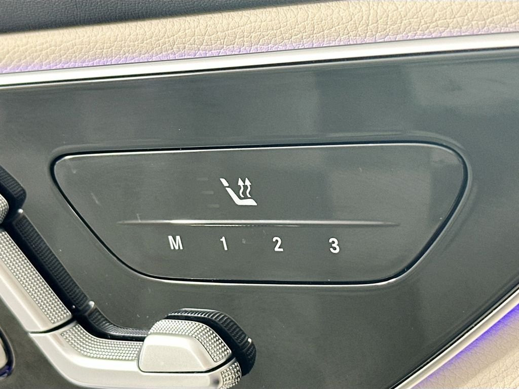 Certified Used 2023  Mercedes-Benz GLC 300 image 18