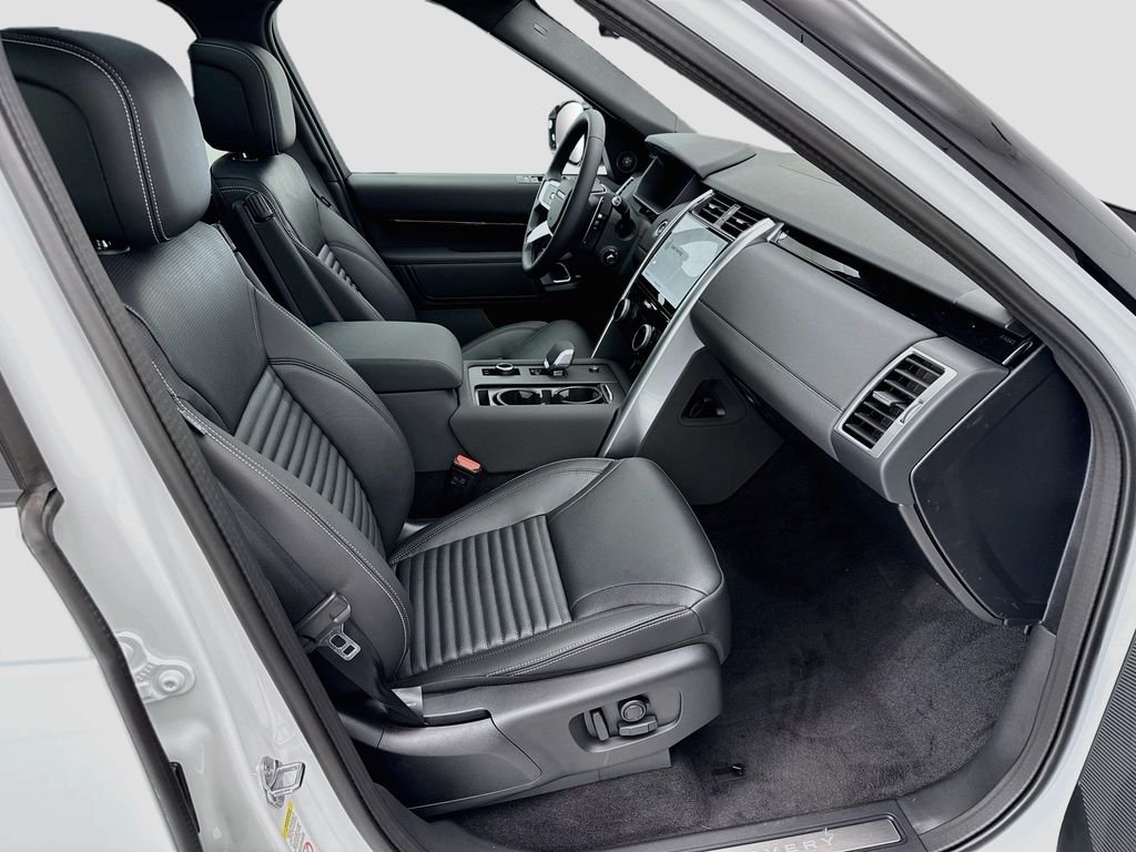New 2026 Fuji White Land Rover S image 19