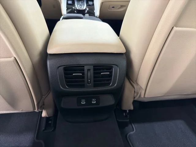 Certified Used 2025 Platinum White Pearl Acura TECH image 24