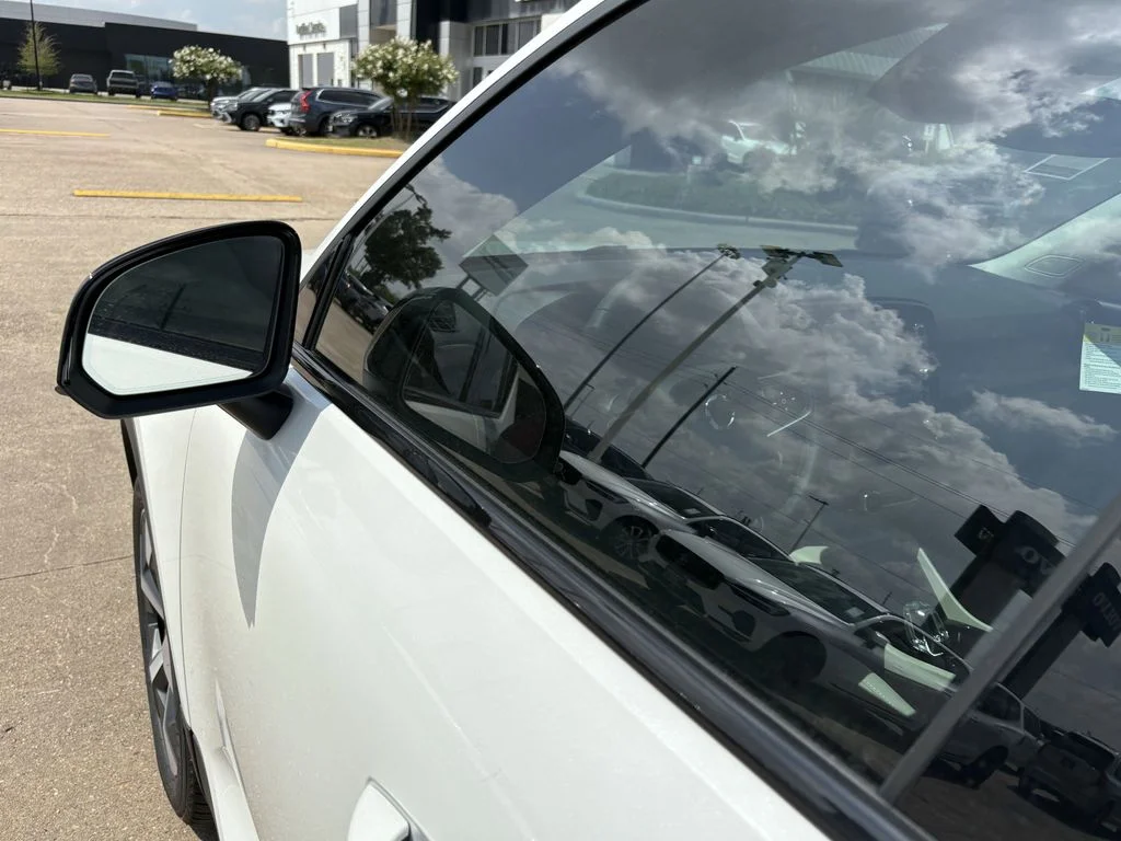 2026 Volvo XC40 Plus - Photo 10