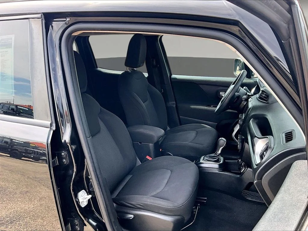 Used 2020 Black Jeep Sport image 31