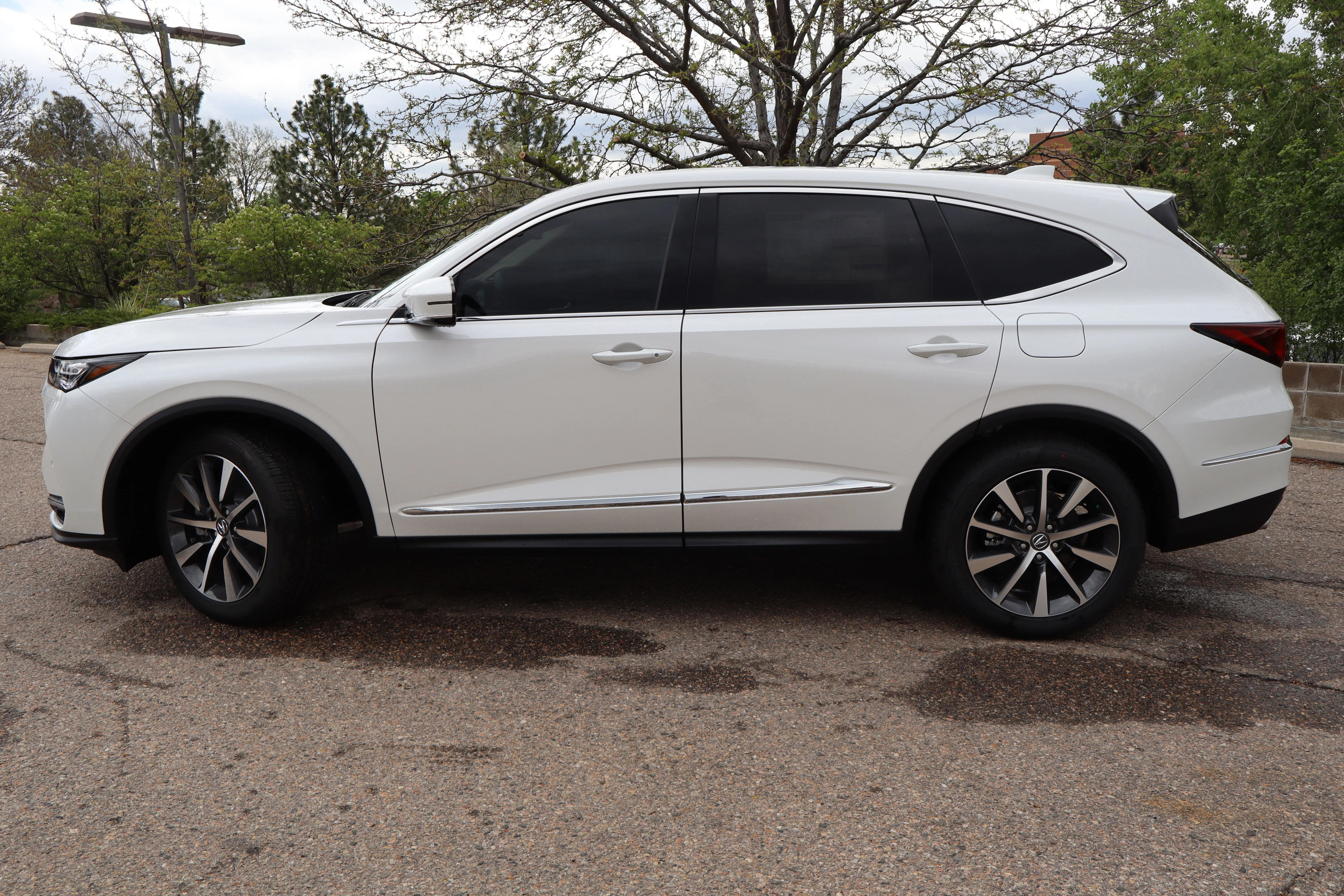 New 2026 Platinum White Pearl Acura w/Technology Package image 3