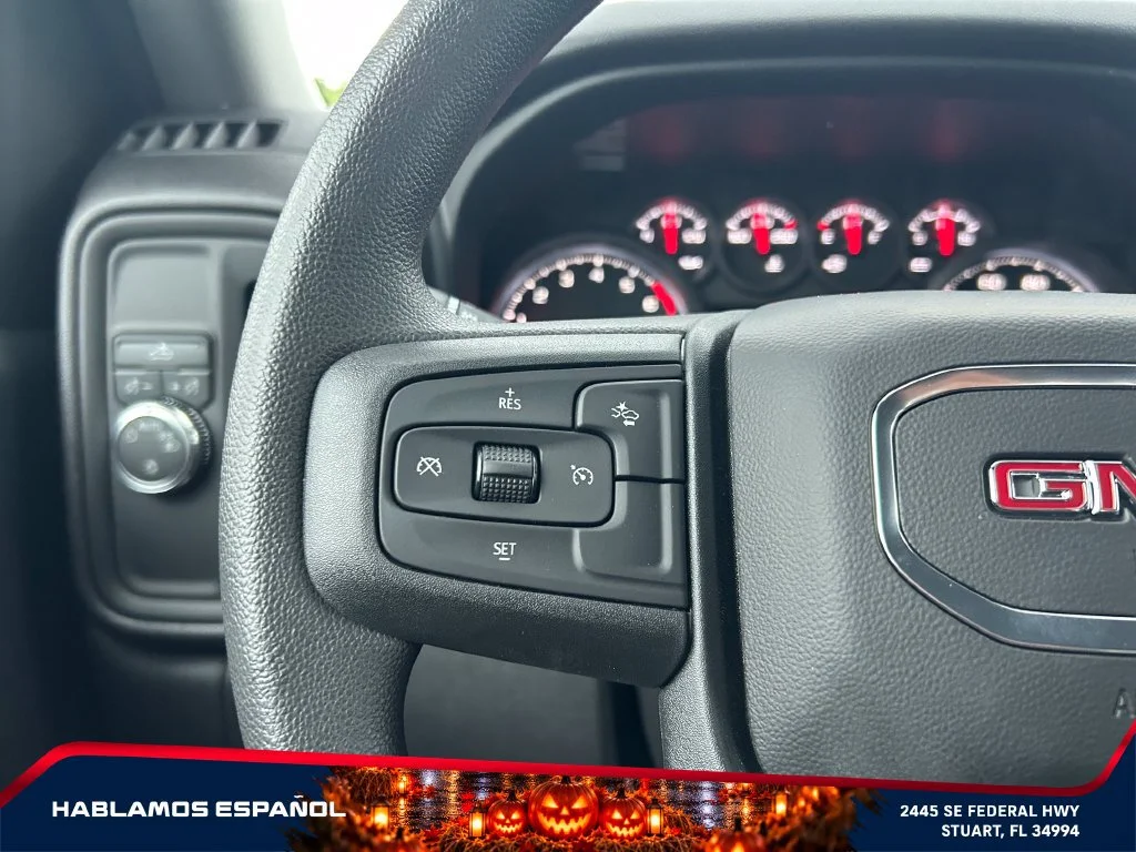 New 2026 Summit White GMC Pro image 25
