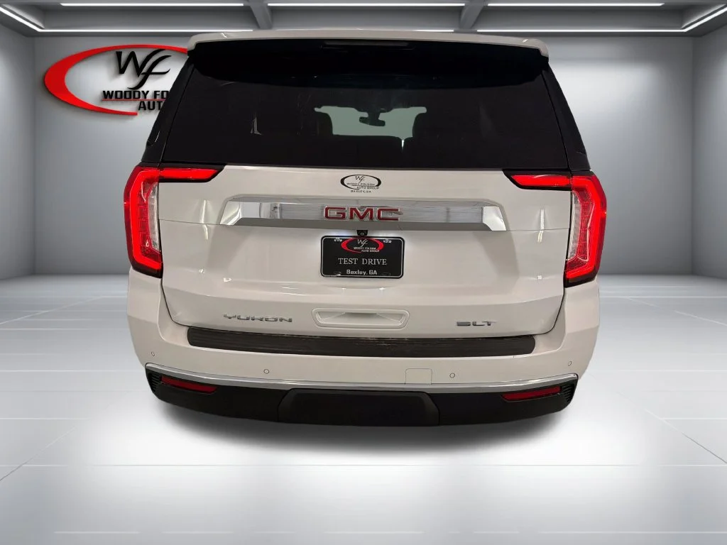Used 2022 White GMC SLT image 7