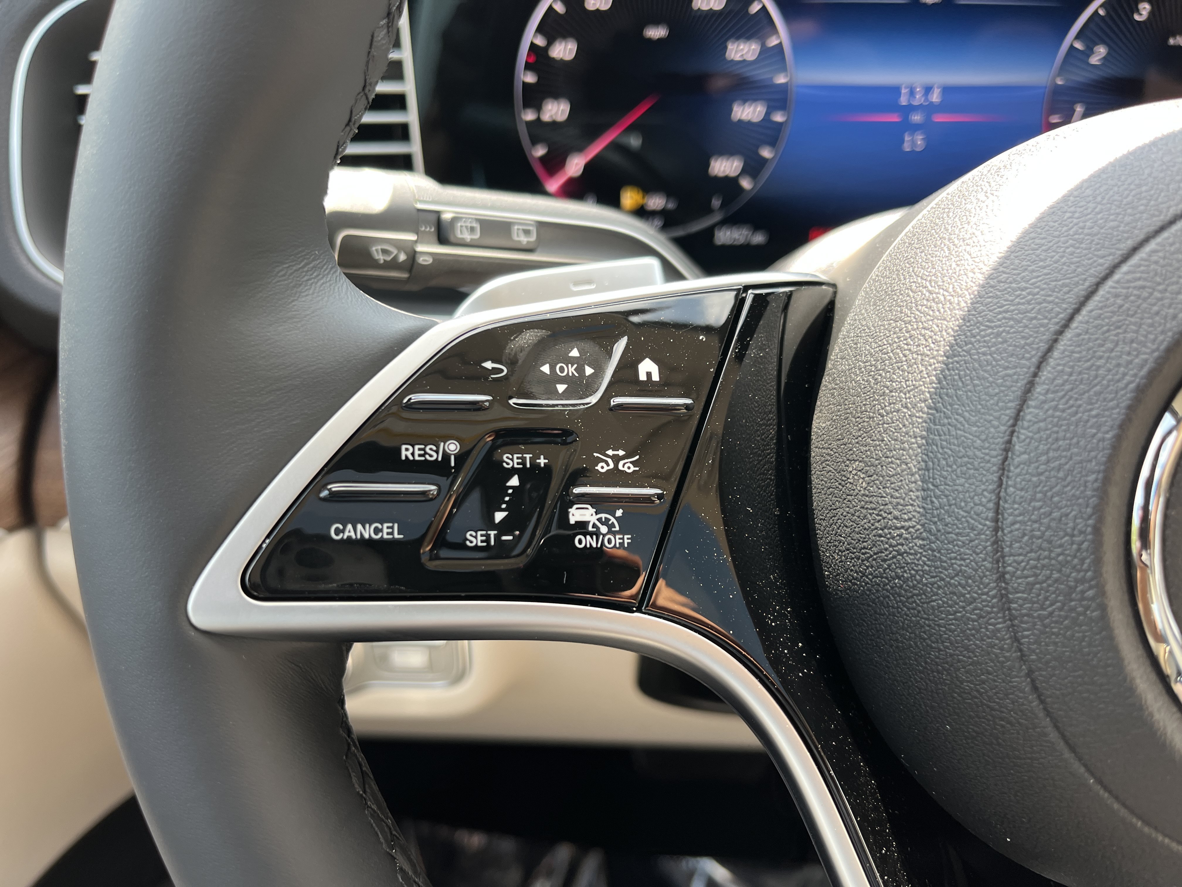 New 2026 Twilight Blue Metallic Mercedes-Benz GLE 350 4MATIC® SUV image 22