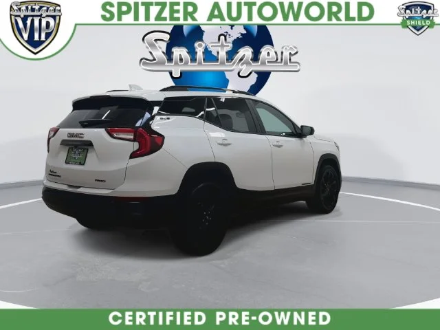 Used 2024 White GMC SLE image 14