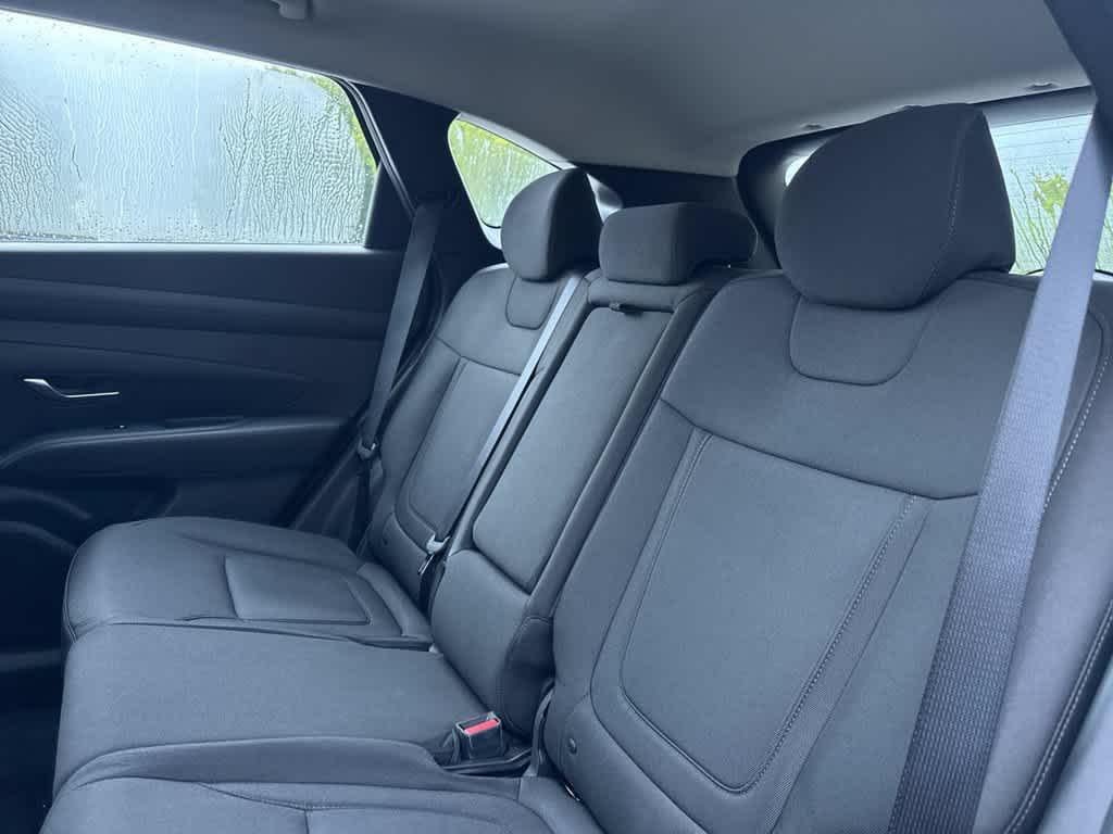 New 2026 Hampton Gray Hyundai SE FWD image 22
