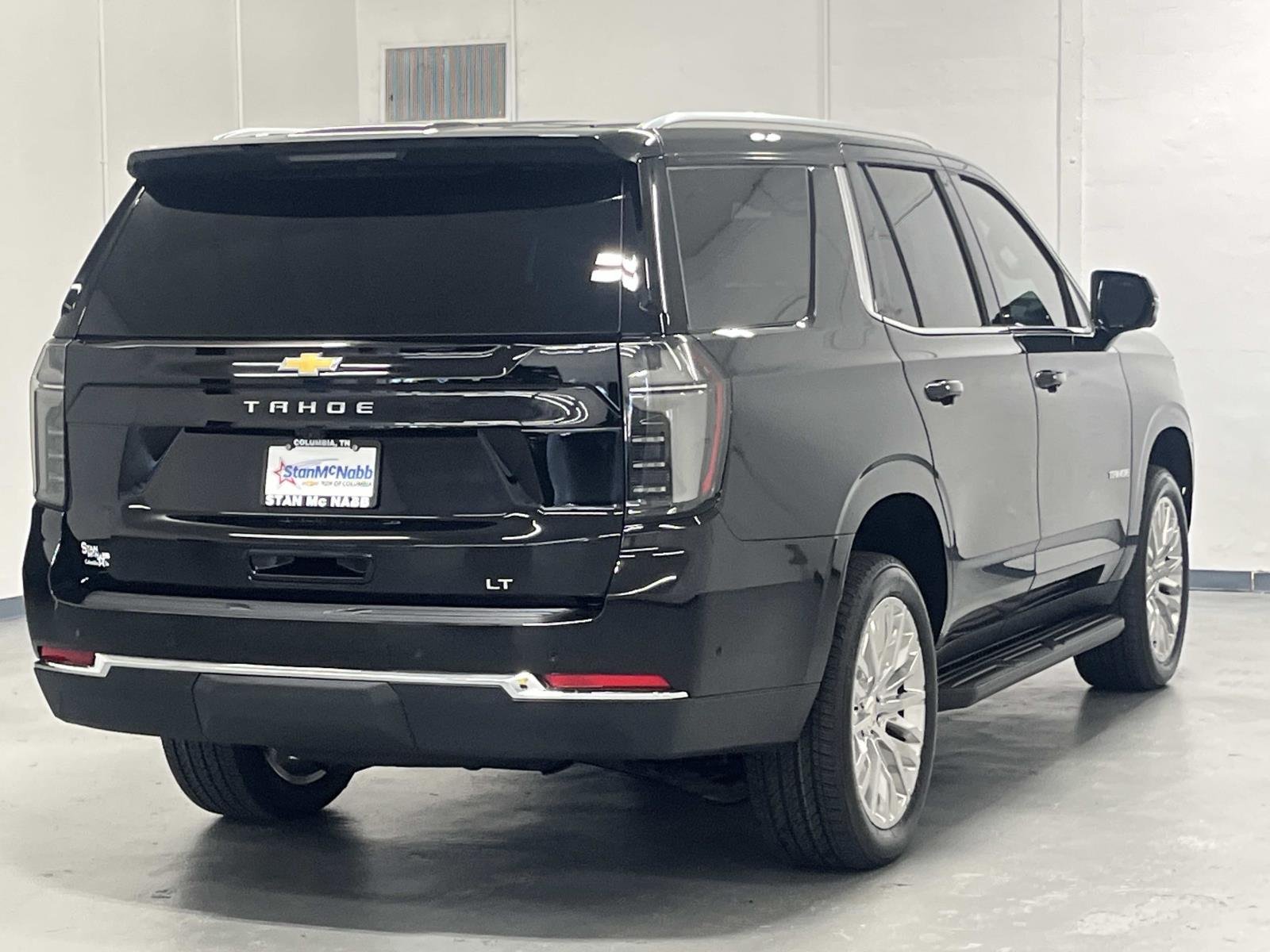 2027 Chevrolet Tahoe LT - Photo 8