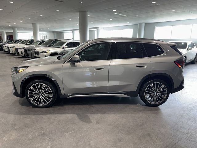 New 2026 Space Silver Metallic BMW xDrive28i image 4