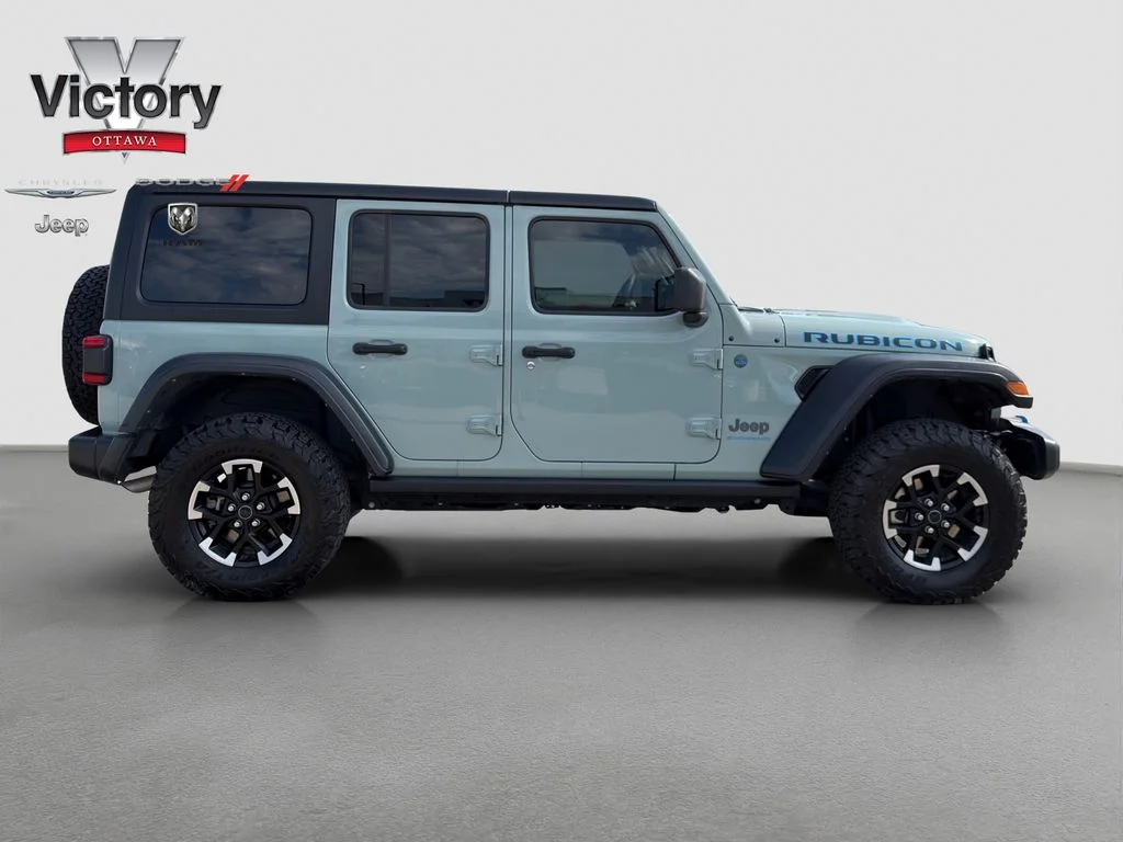 Used 2024 Gray Jeep Rubicon 4xe image 7