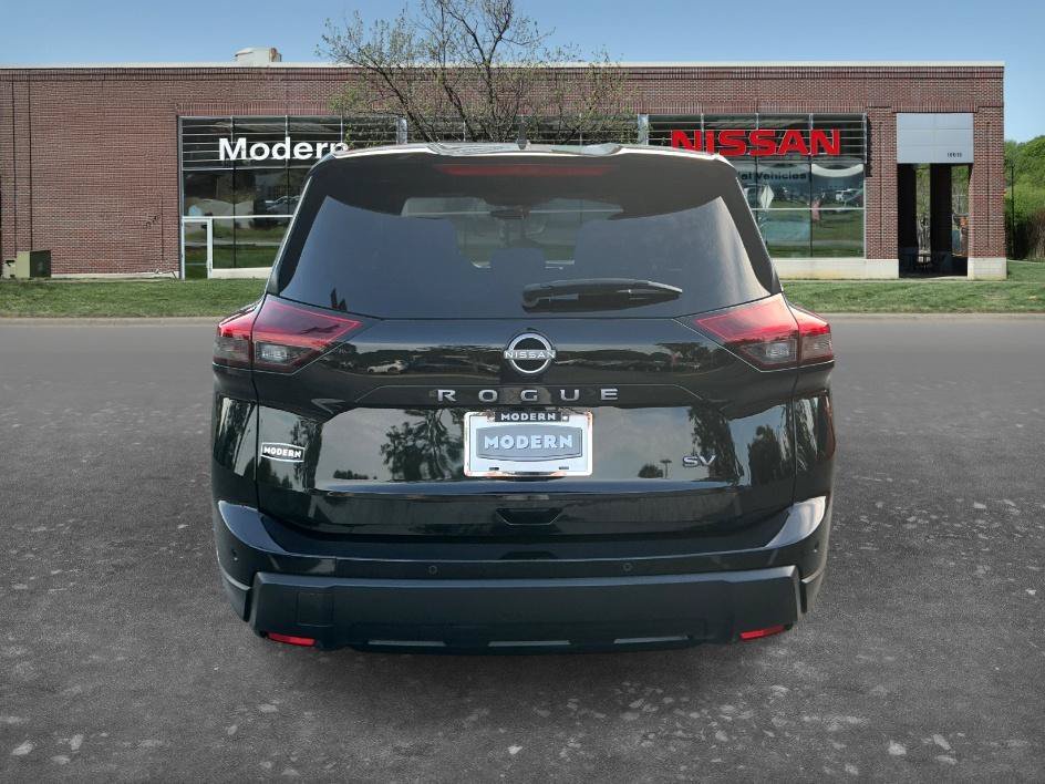 Used 2024 Super Black Nissan SV image 3