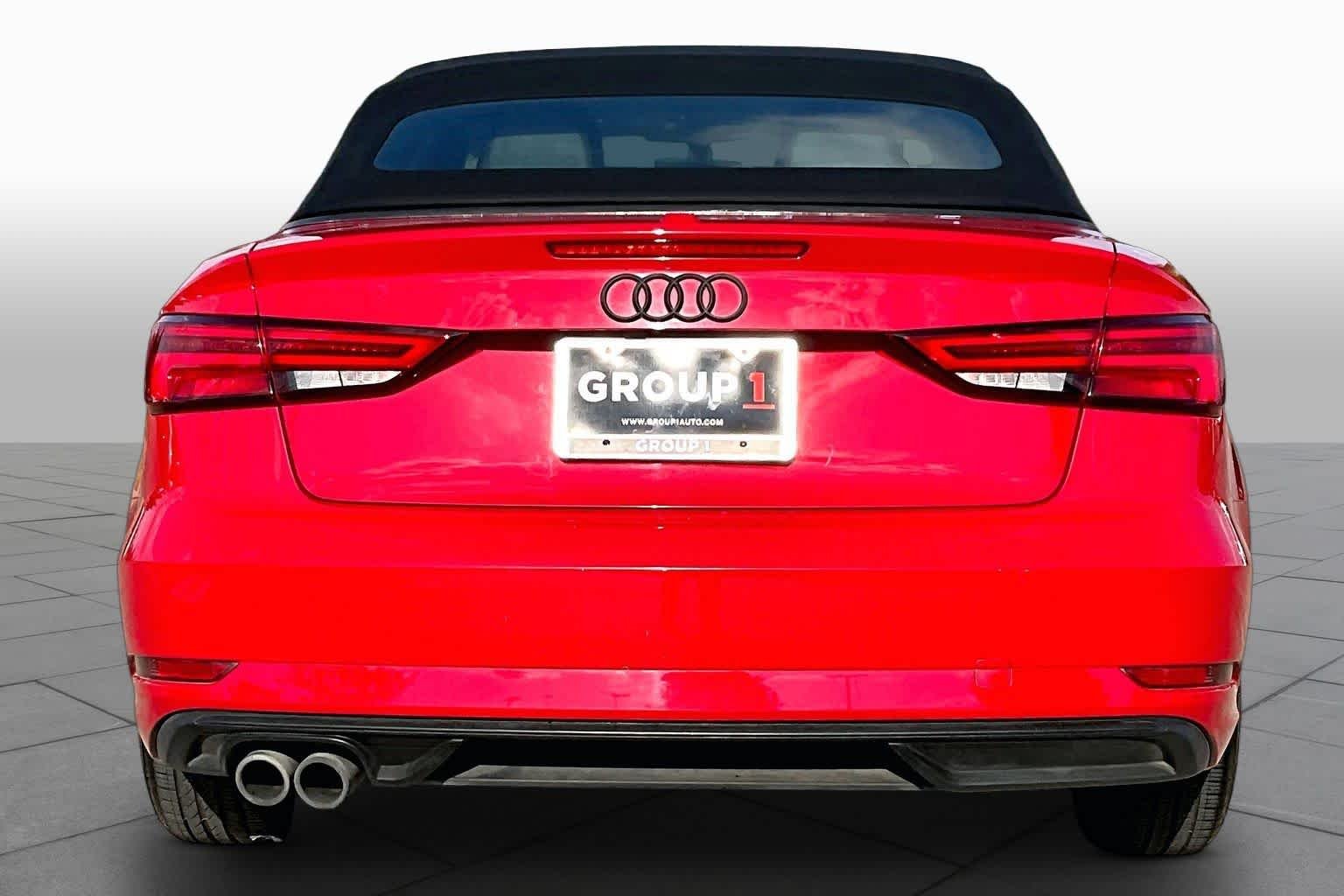 Used 2018 Tango Red Metallic/Black Roof Audi Premium image 5