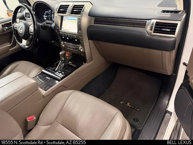 Certified Used 2021  Lexus 460 image 11