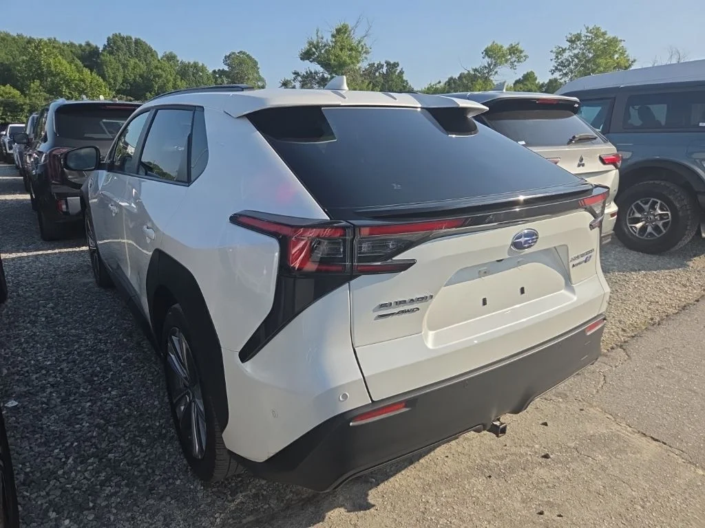 Used 2023 White Subaru Limited image 4
