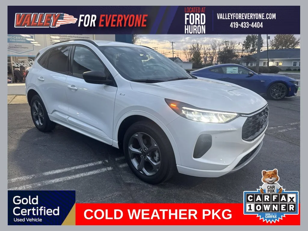 Used 2024 White Metallic Ford ST-Line image 1