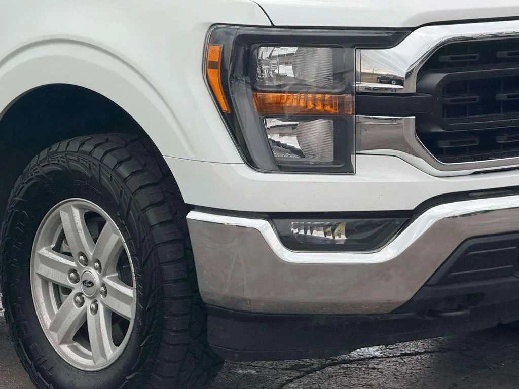 Used 2023 White Ford XLT image 5