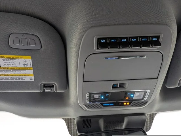 New 2026 Glacier Gray Metallic Tri-Coat Ford F-250® Lariat® image 48