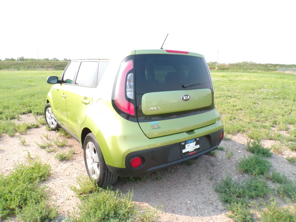 Used 2017 Alien II Kia Base image 7