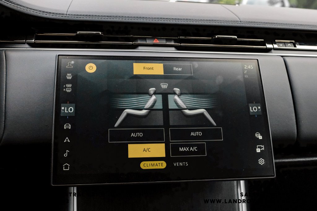 New 2027 Fuji White Land Rover SE image 31