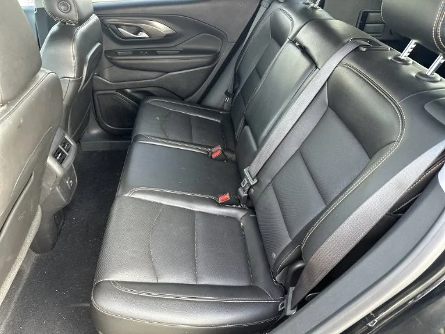 Used 2021 Black GMC SLT image 32