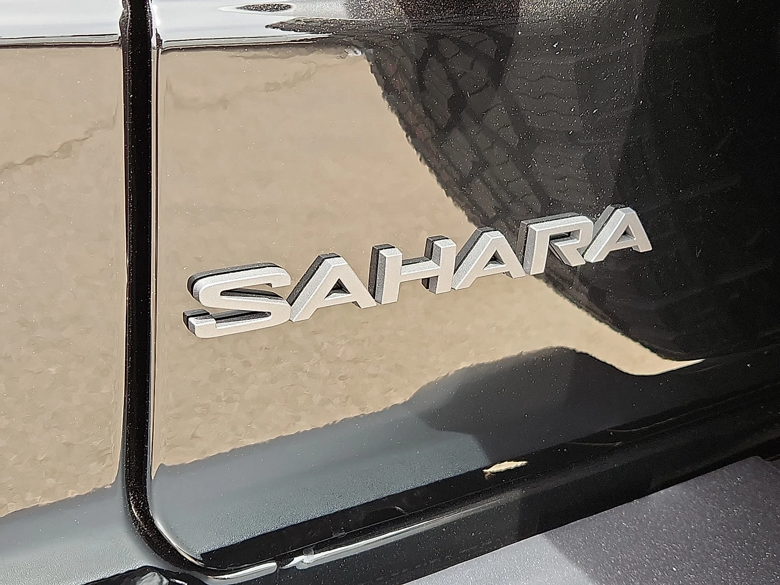New 2026 Black Clear-Coat  Paint Jeep 4-DOOR SAHARA image 8